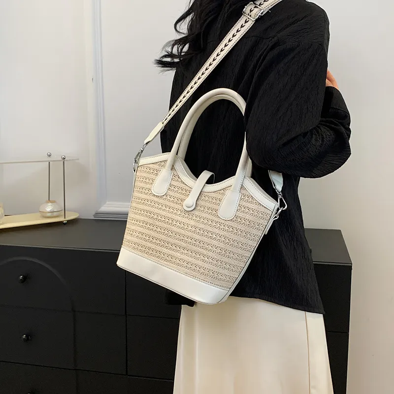 REDOO Woven Shoulder Bag, Crossbody Bag, Handbag Regular Women's White/Black/Khaki/Brown-3