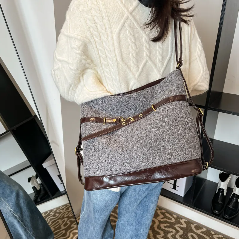 REDOO Woolen Handbag, Shoulder Bag, Crossbody Bag, Backpack Regular Women's Multicolor-17