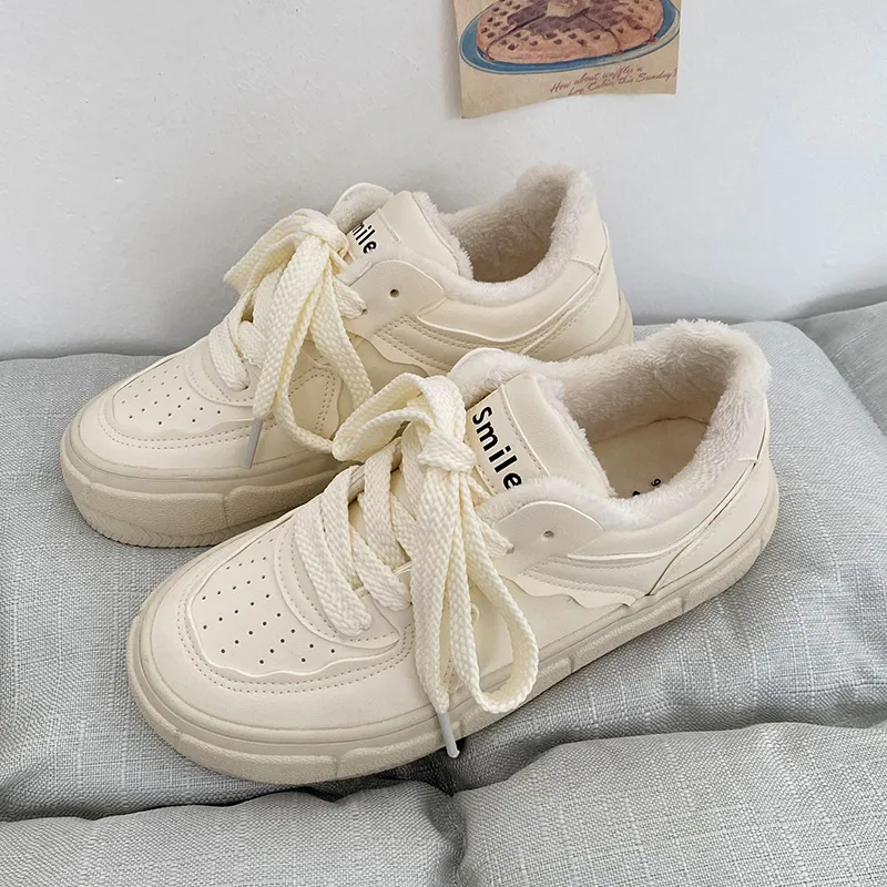 Than Than Me Warm Height Increasing Low-Top Skateboard Shoes Women's-1