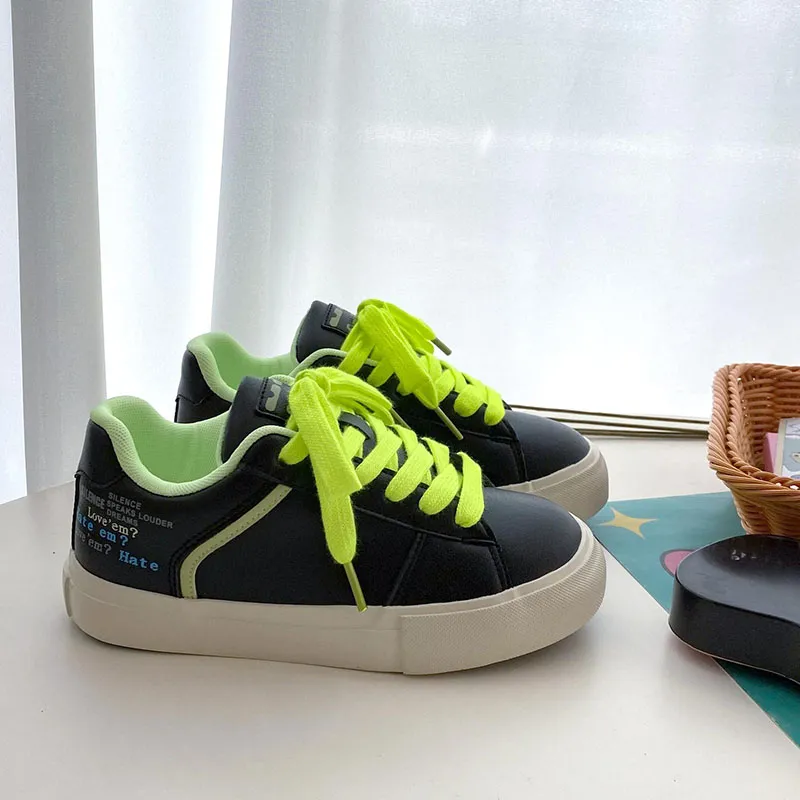 Than Than Me Slip-Resistant Low-Top Skateboard Shoes Women's-1