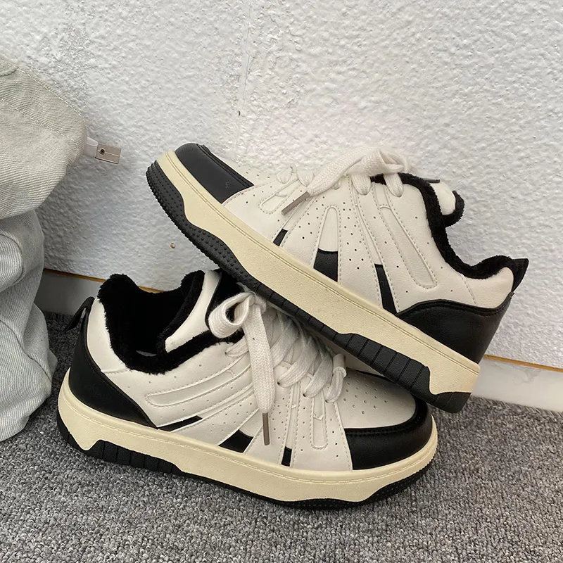 Than Than Me Warm Slip-Resistant Low-Top Skateboard Shoes Women's-11