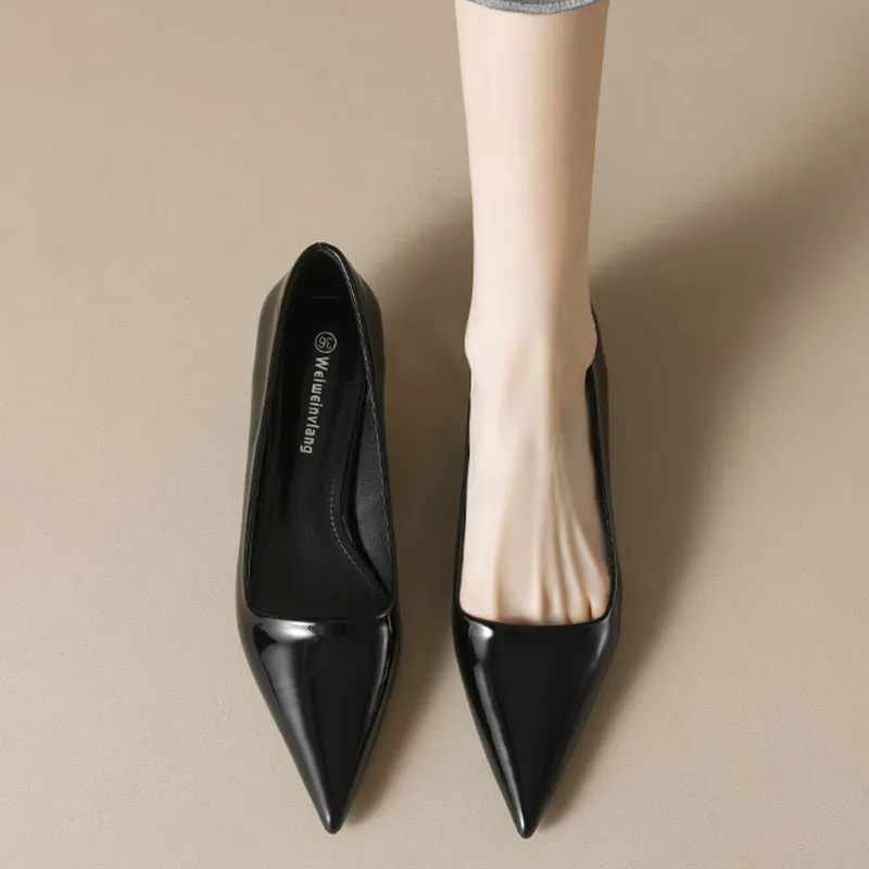 Than Than Me Slim Heel High Heels Women's Black-4