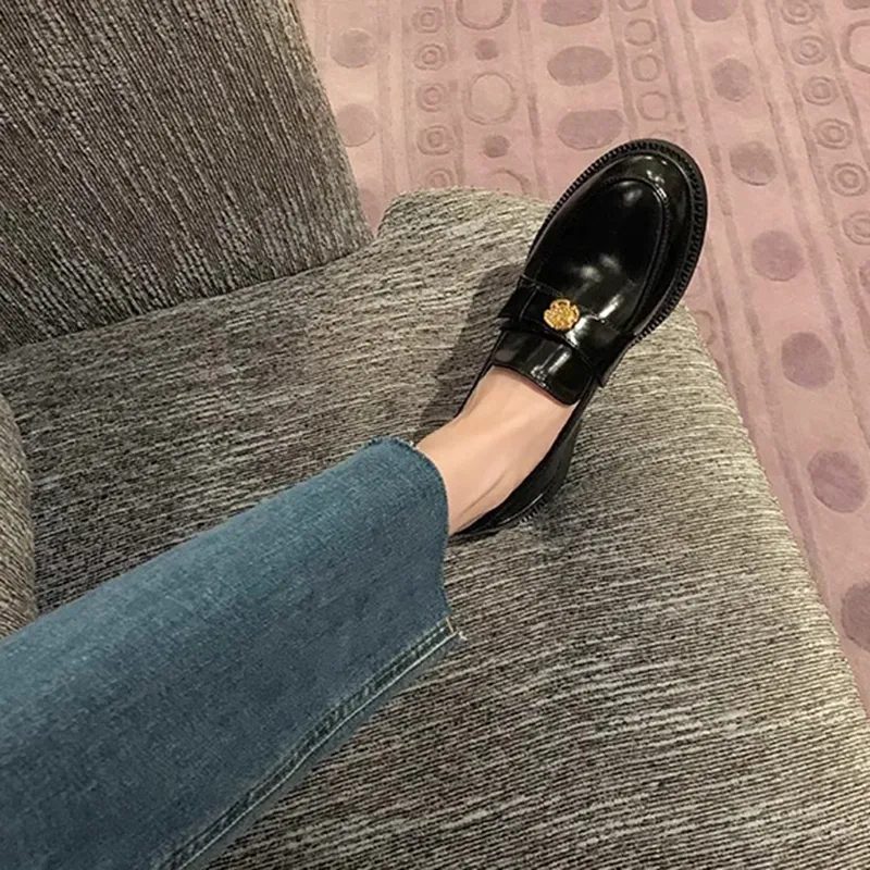 Than Than Me Loafers Women's Black-3