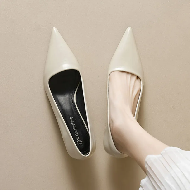 Than Than Me Slim Heel High Heels Women's Apricot-4