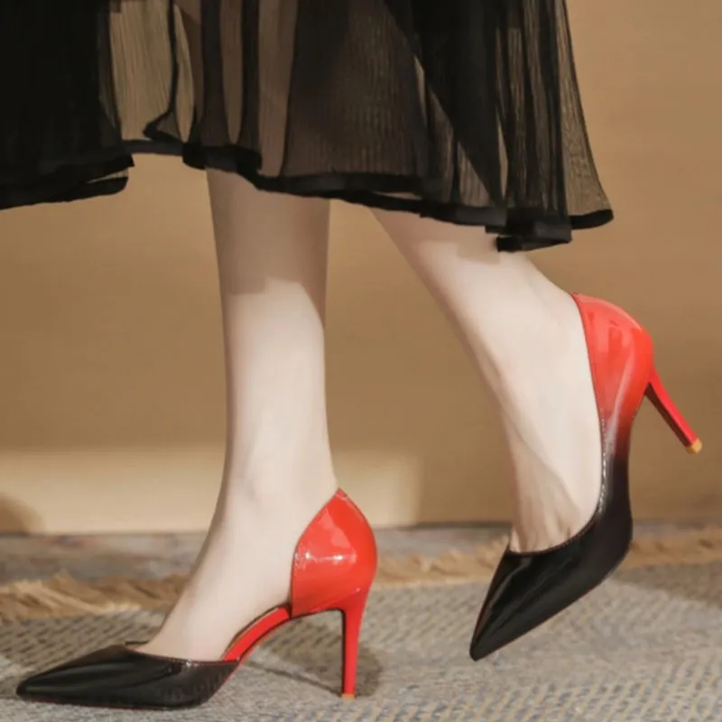 Than Than Me Slim Heel High Heels Women's Black Red Gradient-3