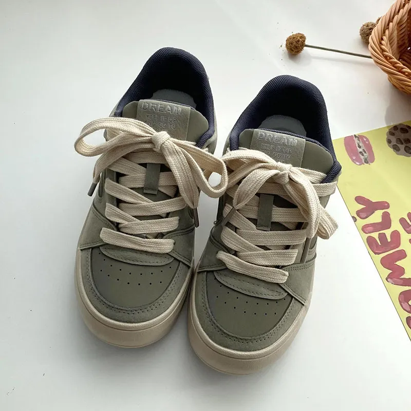 Than Than Me Skateboard Shoes Women's-12