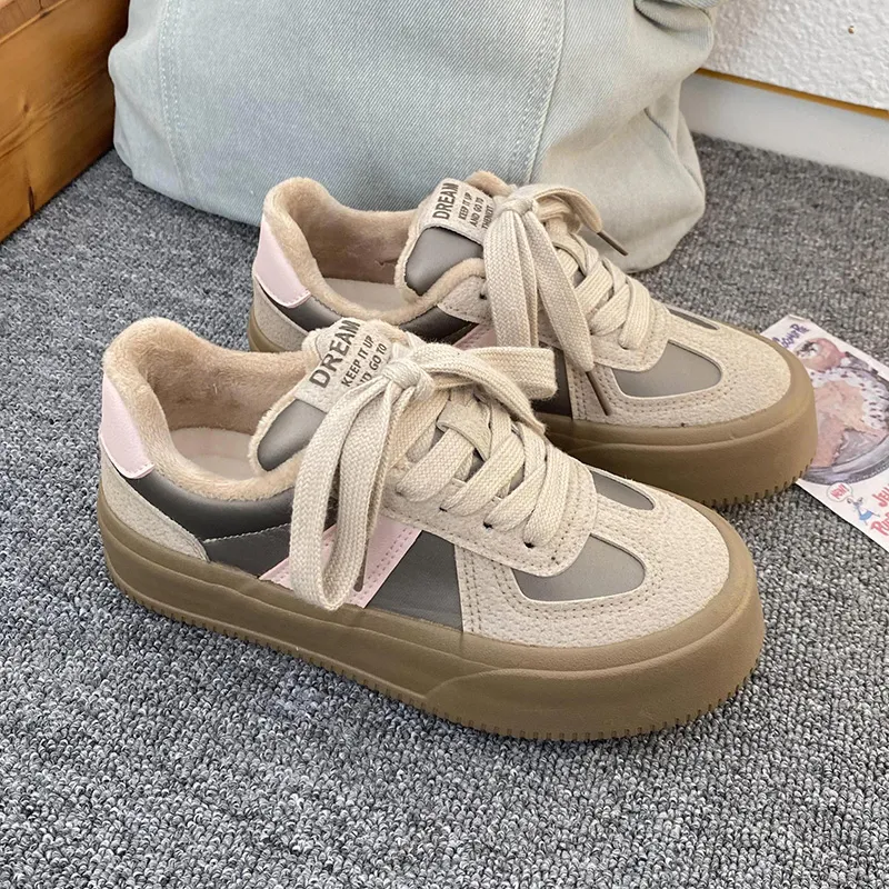 Than Than Me Warm Slip-Resistant Low-Top Skateboard Shoes Women's-10