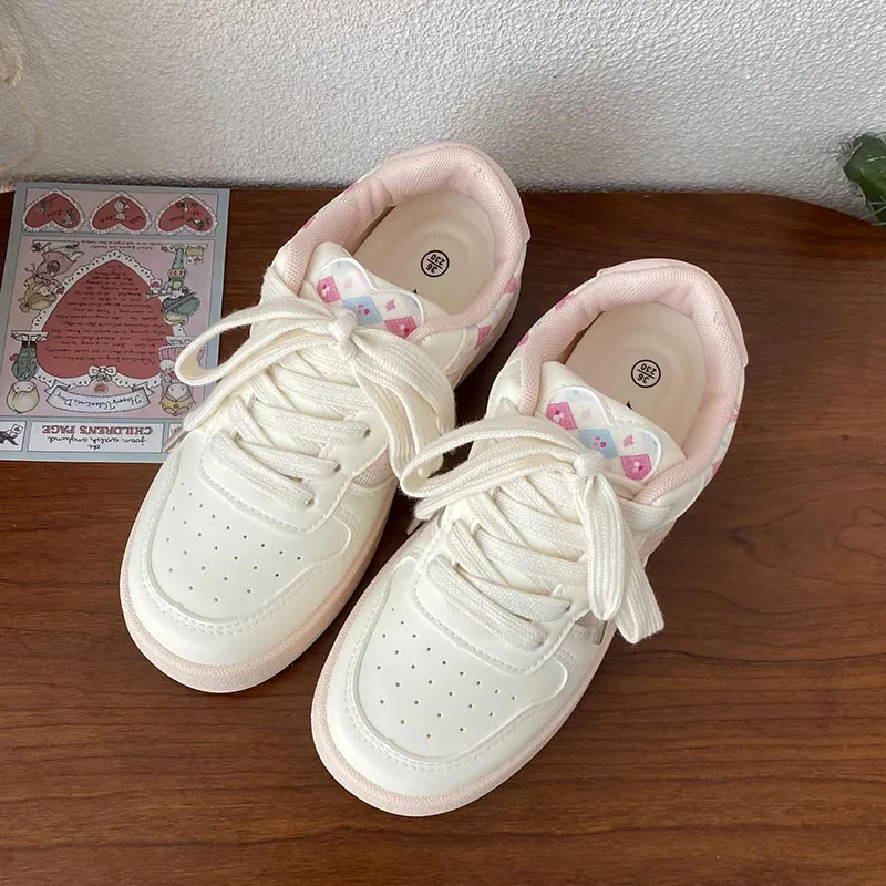 Than Than Me Low Top Skateboard Shoes Women's-5