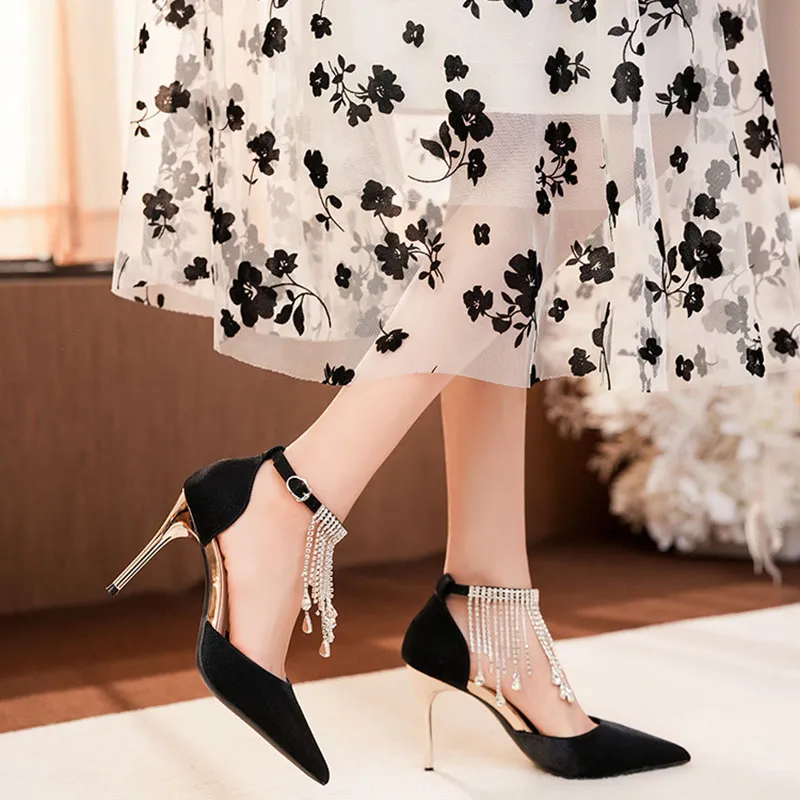 Than Than Me Slim Heel High Heels Women's-7