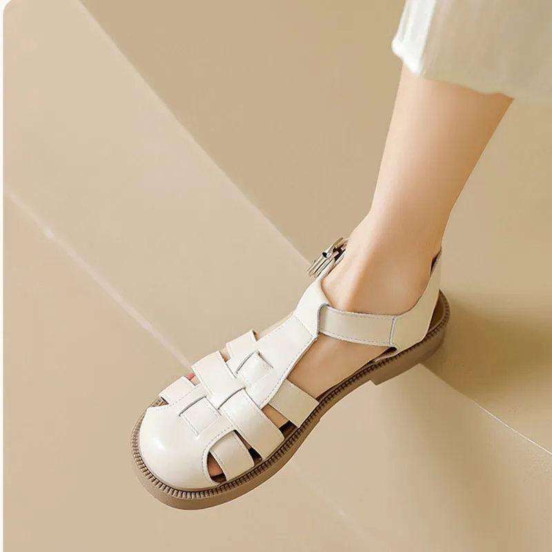 Than Than Me Roman Sandals Women's-7