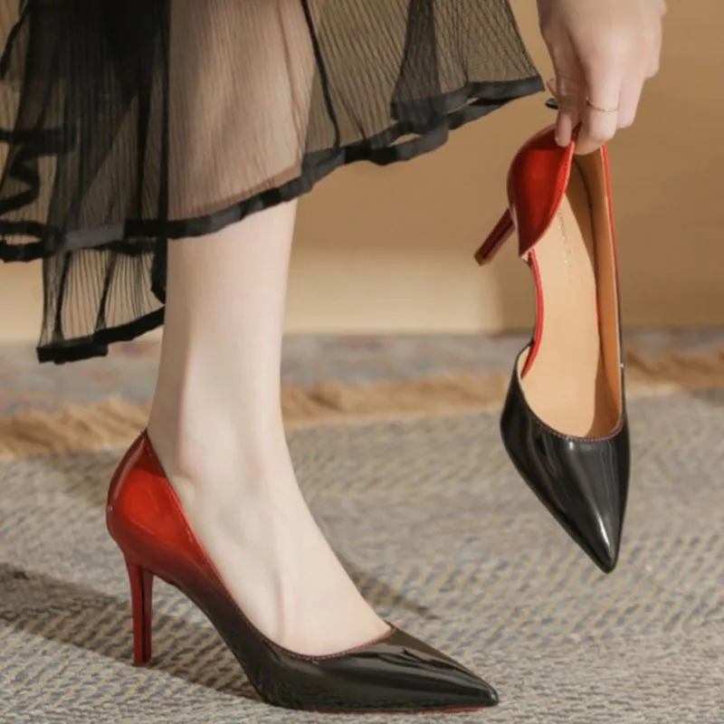 Than Than Me Slim Heel High Heels Women's Black Red Gradient-4