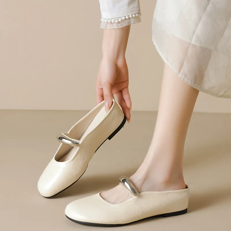 Than Than Me Slip Resistant Closed Toe Slippers Women's-7