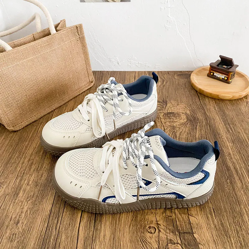 Than Than Me Slip Resistant And Breathable Low Top Skateboard Shoes Women's Beige Blue-1