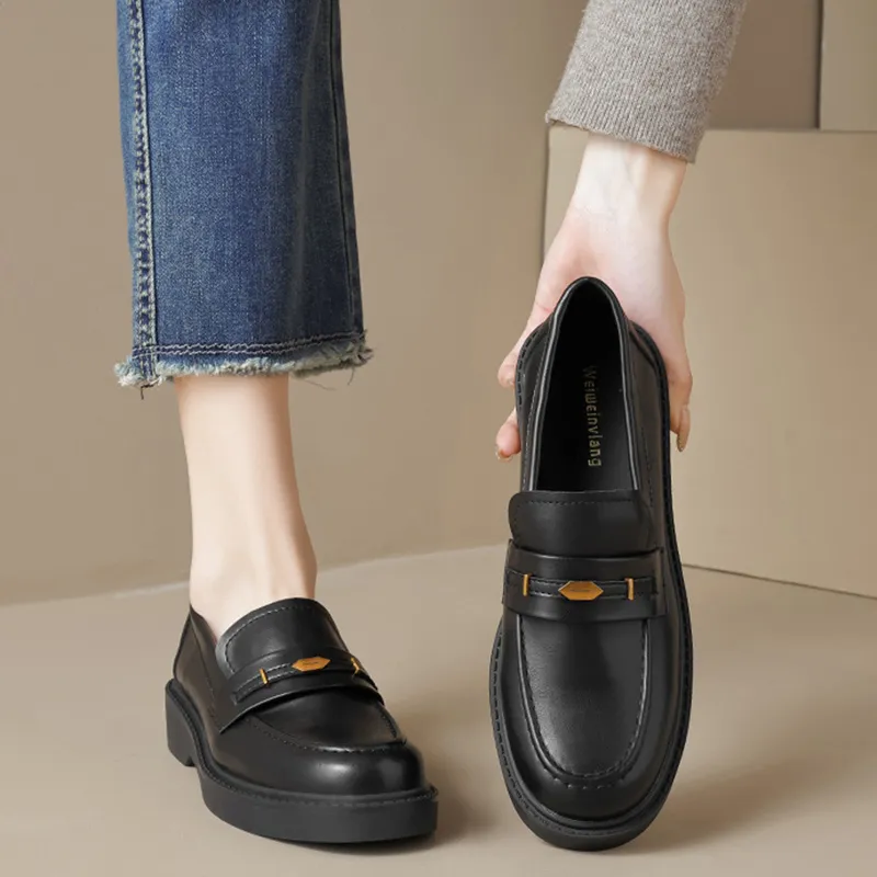 Than Than Me Loafers Women's Black-3
