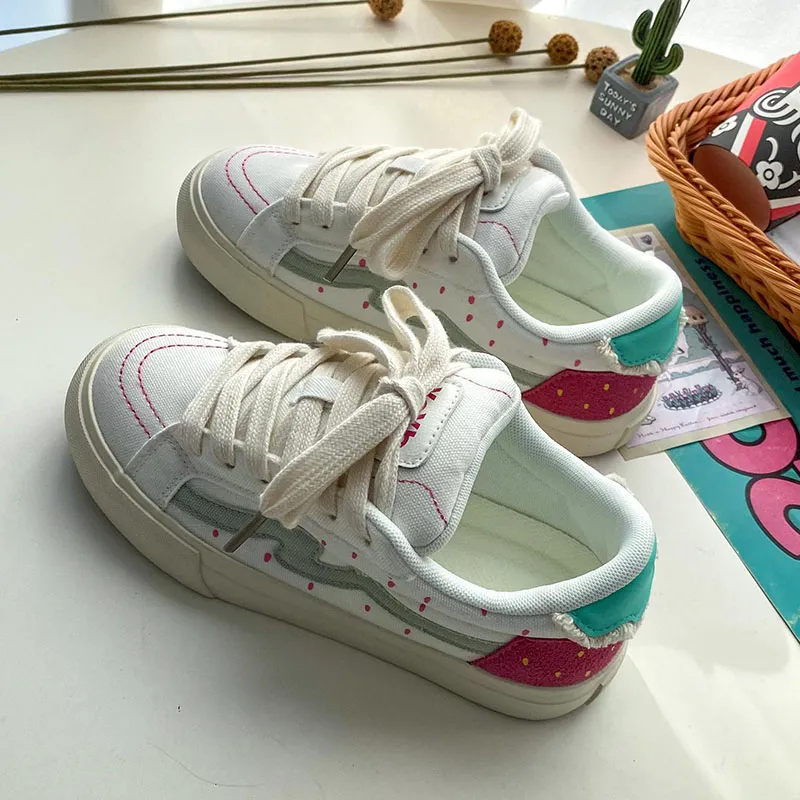 Than Than Me Skateboard Shoes Women's-3