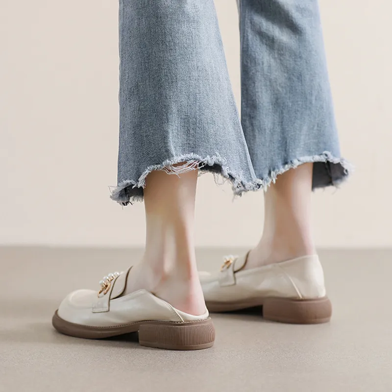 Than than me Loafers Women's Apricot/Black-8