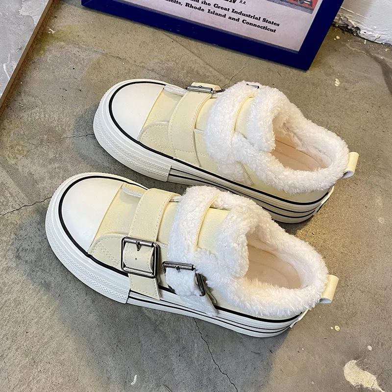 Than Than Me Warm Slip Resistant Low Top Skateboard Shoes Women's-9
