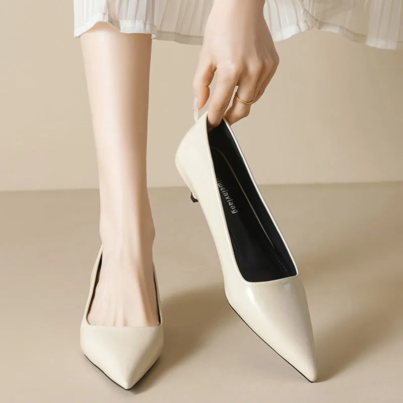 Than Than Me Slim Heel High Heels Women's Apricot-1