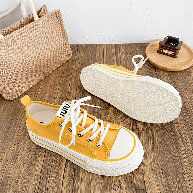 Than Than Me Slip Resistant Low Top Skateboard Shoes Women's Yellow-3