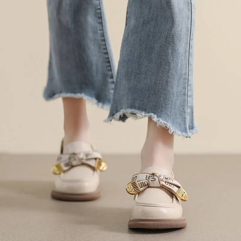Than than me Loafers Women's Apricot/Black-6