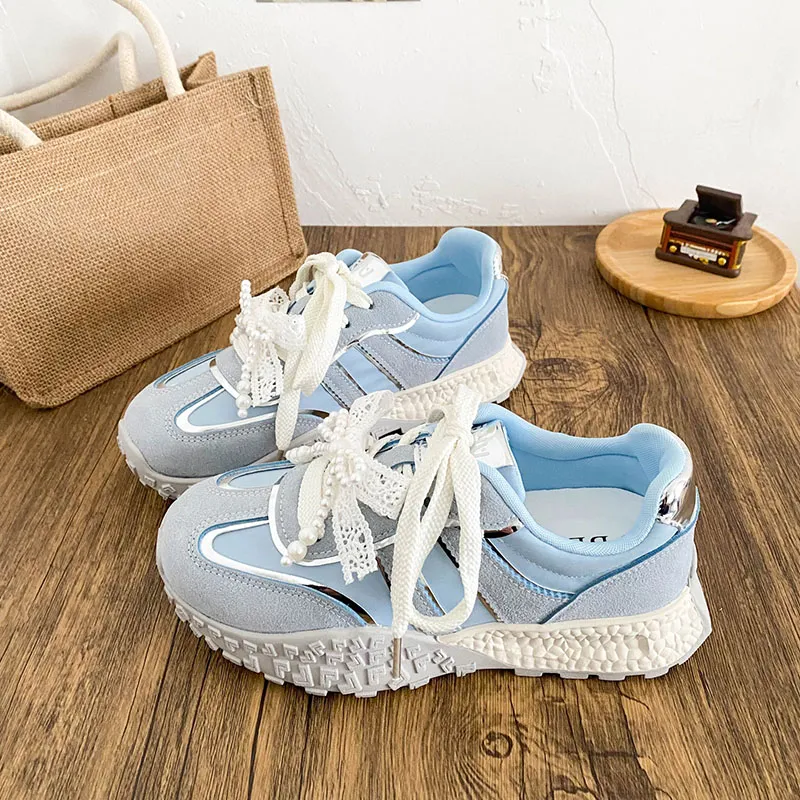 Than Than Me Anti Slip Wear Resistant Low Top Skateboard Shoes Women's Blue-1