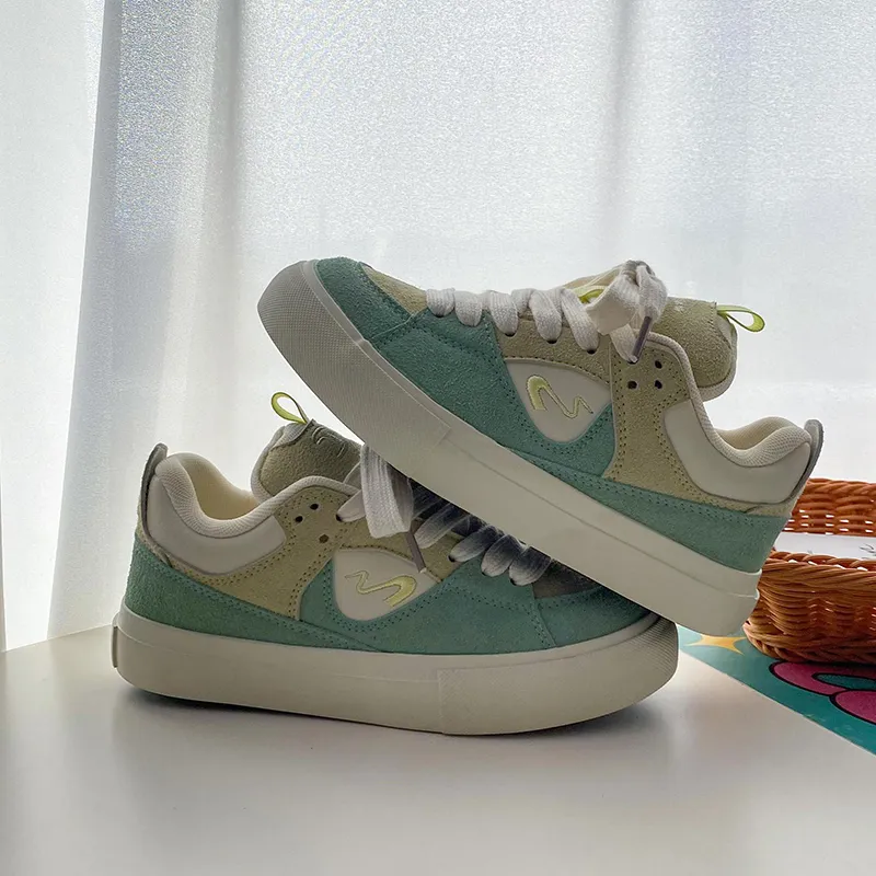 Than Than Me Skateboard Shoes Women's-11