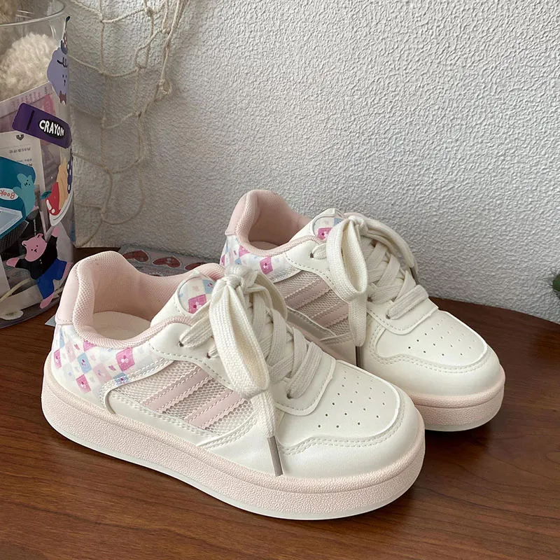 Than Than Me Low Top Skateboard Shoes Women's-7