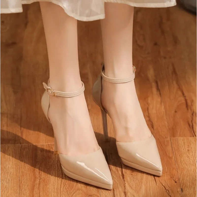 Than Than Me Slim Heel High Heels Women's-8