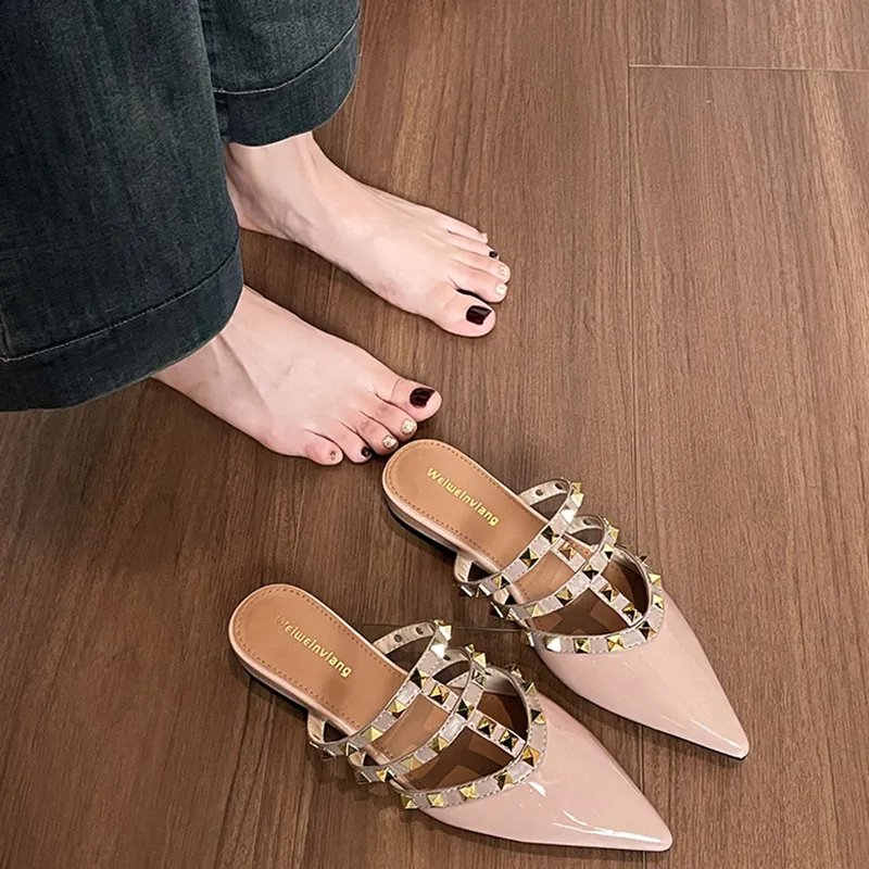 Than Than Me Rubber Sole Slip Resistant Closed Toe Slippers Women's-6