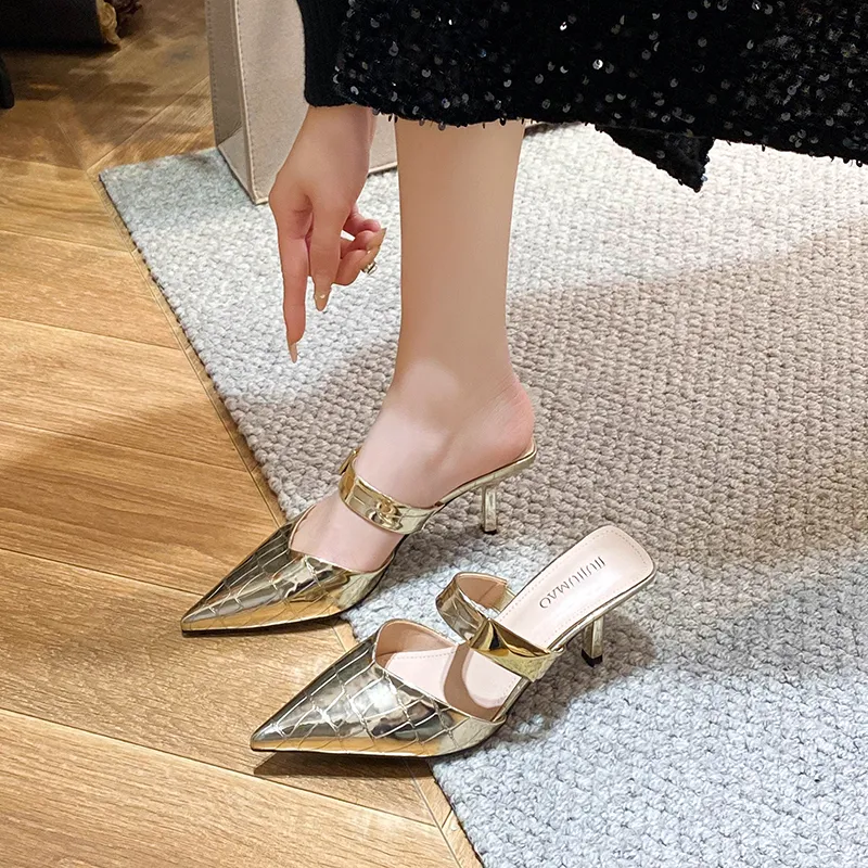TATAYA Rubber Sole Metal Abrasion Resistant Closed Toe Slippers Women's Gold-1