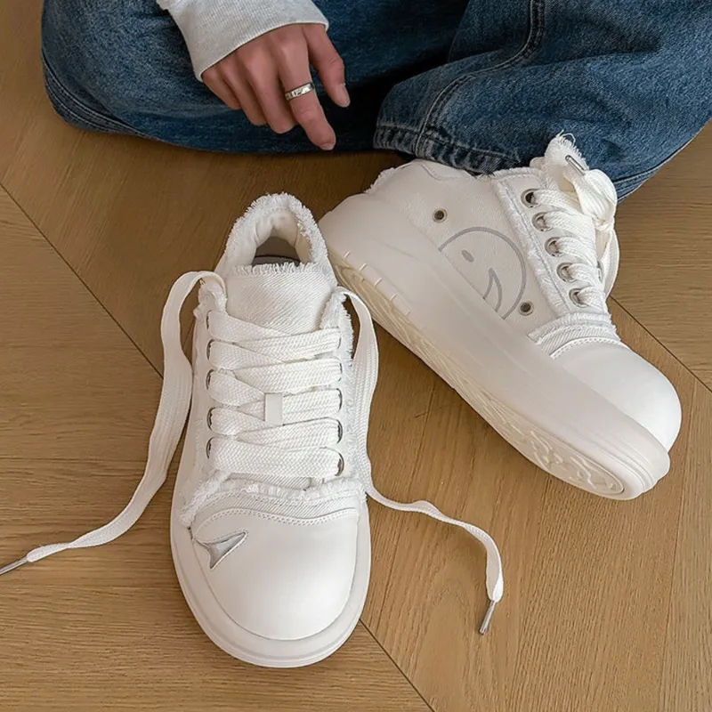 CISSTEG Slip Resistant Shock Absorbers Low Top Skateboard Shoes Unisex White Black-8