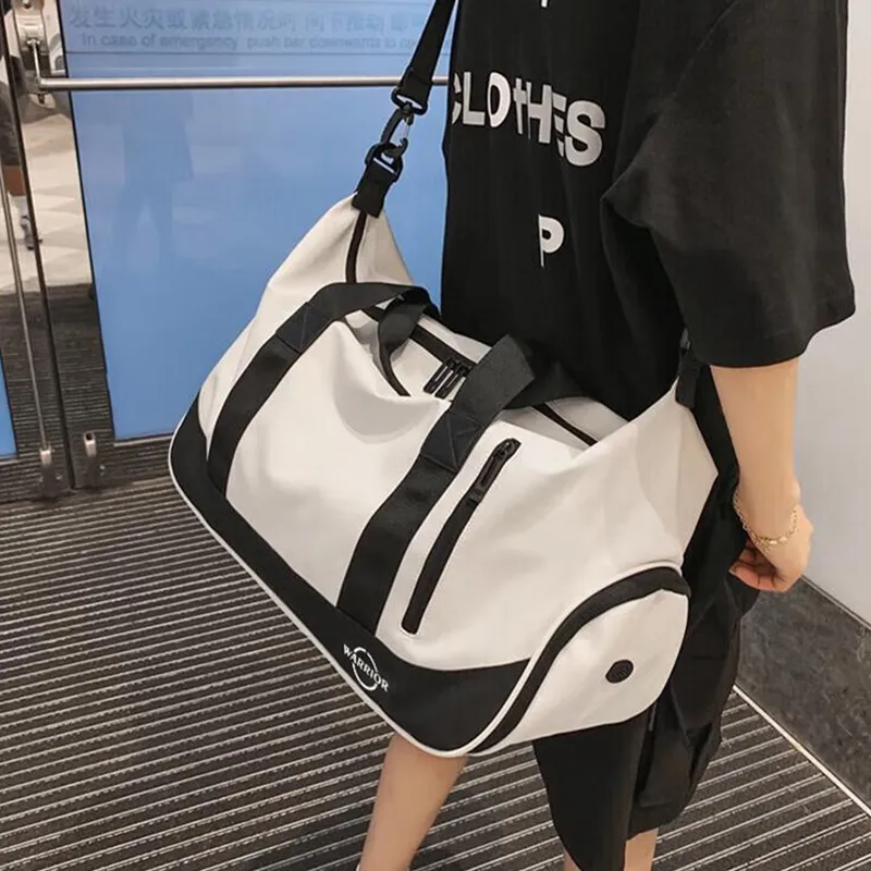 Warrior Oxford Travel Bag Regular Unisex Black/White-1