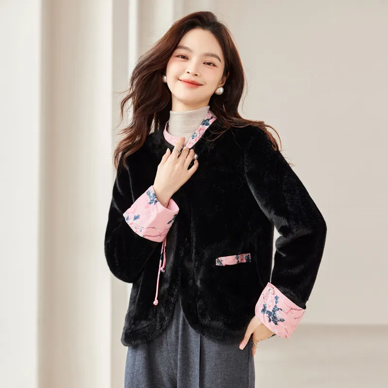 CARBAMMI Velvet feel Coat Women's Black-4