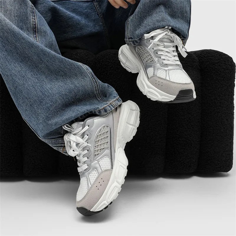POLAR BEAR Cushioned Slip-Resistant Abrasion-Resistant Low-Top Chunky Sneakers Unisex-7