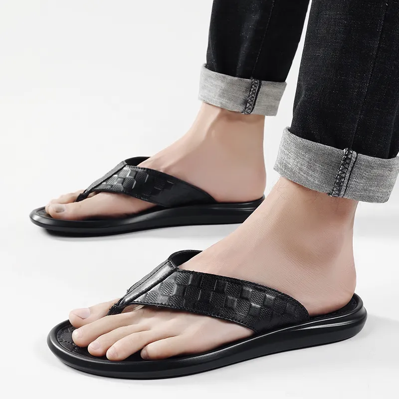 Qiandongmeili Rubber Sole Stitching Slip Resistant Quick Dry Flip Flops Men's Black-2