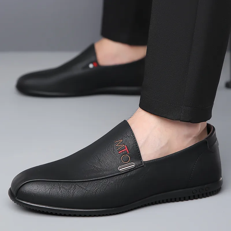 Qiandongmeili Coverage Support Low Top Casual Shoes Men's-2