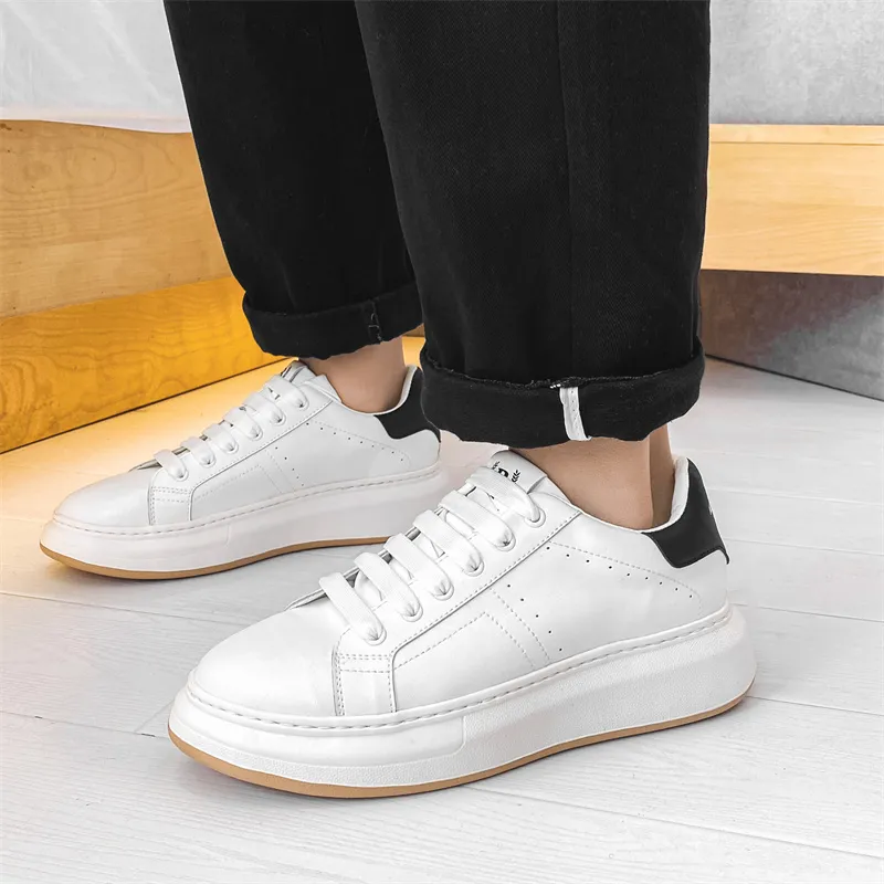 Qiandongmeili Low Top Skateboard Shoes Men's-1