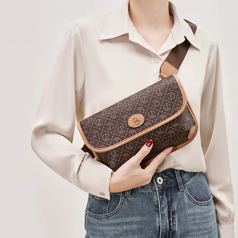 Joy&Mario PVC Shoulder Bag Regular Women's Ecru/Rock Brown/Coffee-9