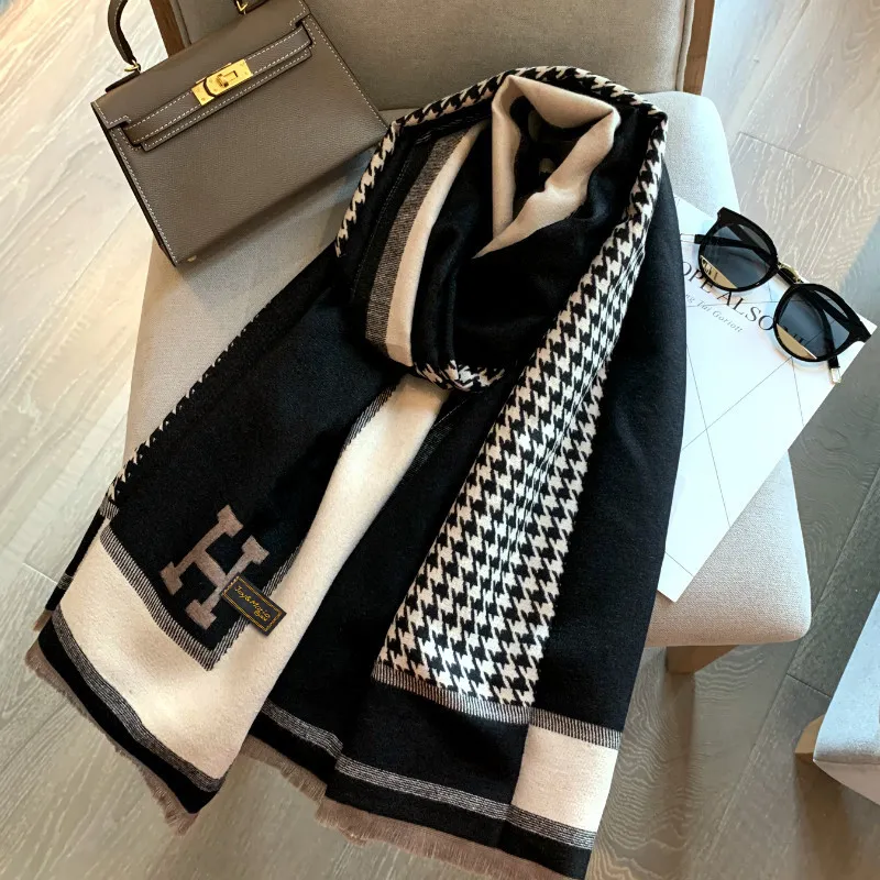 Joy&Mario Polyester Knit Scarves Unisex-4