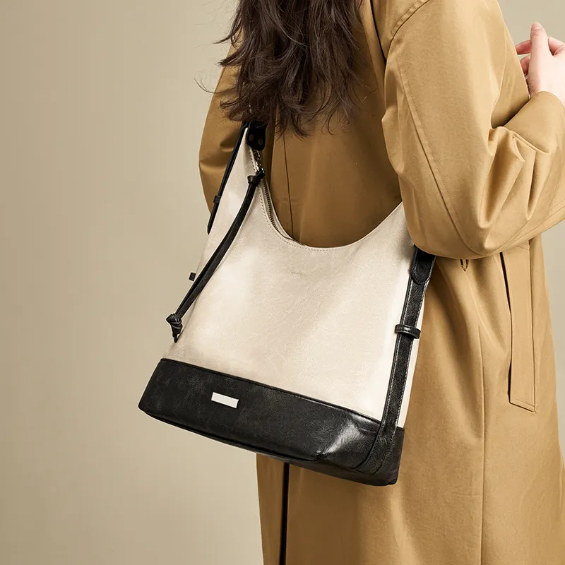 Joy&Mario Minimalist Style Elegance Classic Trendy Lightweight Casual Commute Regular Women's Ink Black-2