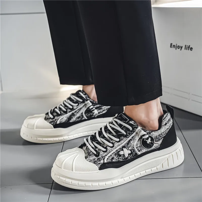 Locke Cushioning Wear-Resistant Low-Top Skateboard Shoes Unisex-4