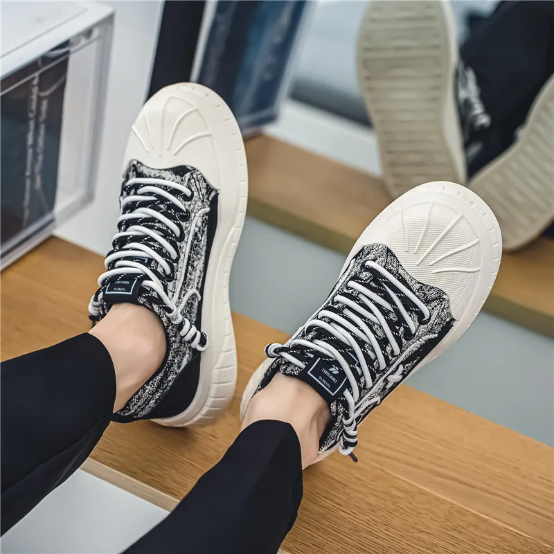 Locke Cushioning Wear-Resistant Low-Top Skateboard Shoes Unisex-3