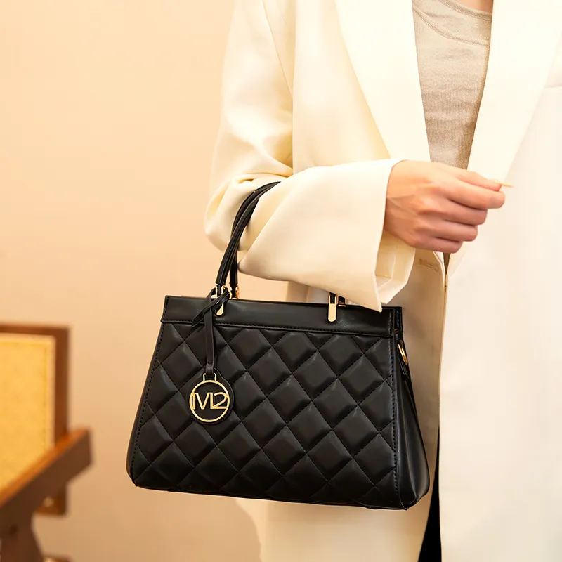 Vigno Synthetic Leather One Shoulder Handbags Regular Women's Black-7