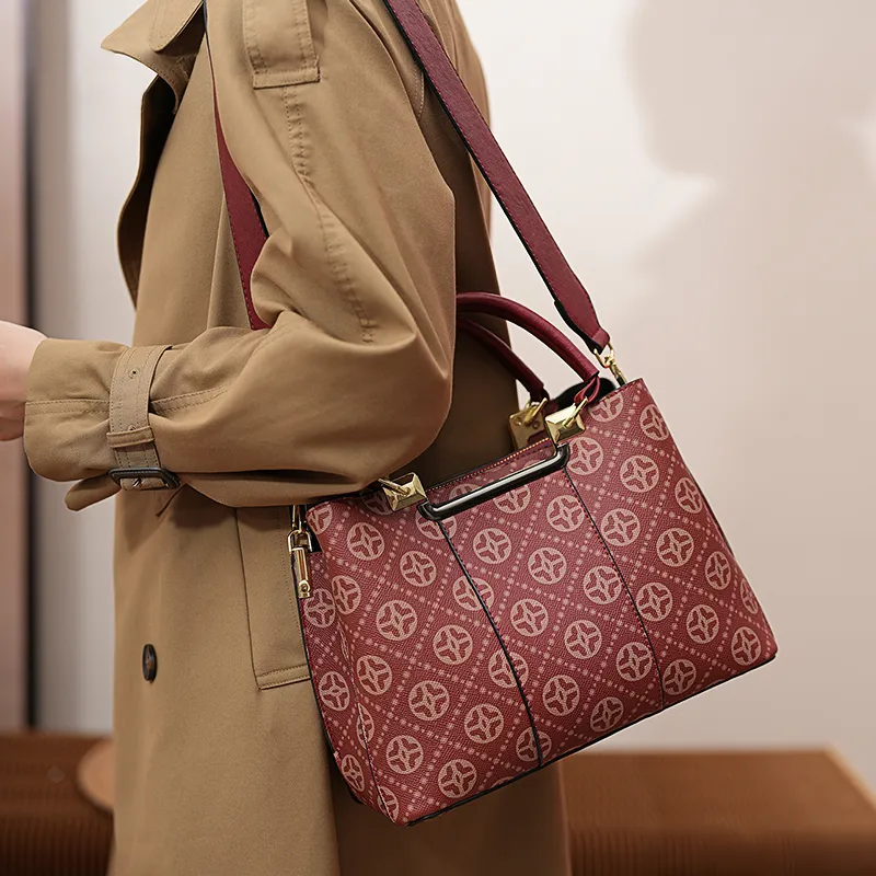 Vigno Synthetic Leather Handbags Shoulder Bags Regular Women's Red-7