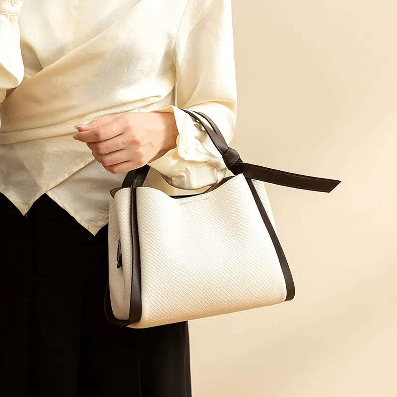 Vigno Synthetic Leather Handbag Regular Women's Black & White-7
