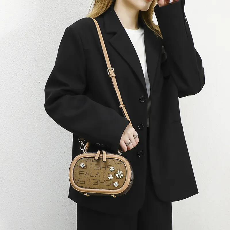 Vigno Synthetic Leather Shoulder Bag Crossbody Bag Handbag Regular Women's Brown/Ecru/Coffee-8