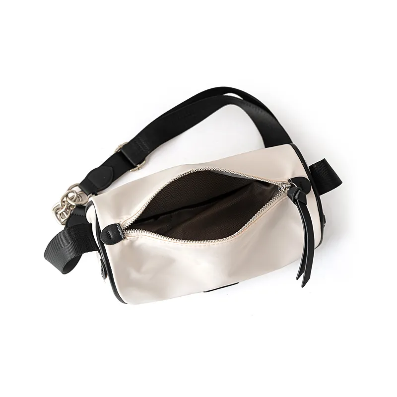 Vigno Oxford One Shoulder Small Square Bag Women's Black/Ecru-6