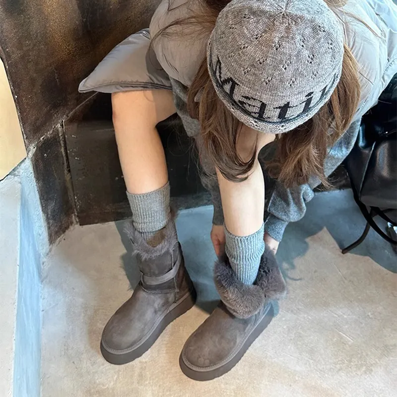 EEueeczs Snow Boots Women's Gray-1