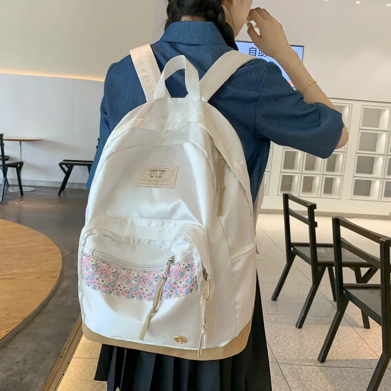 KAMLUI Nylon With Reverse Fabric Backpacks Backpack Regular Unisex White/Black-11