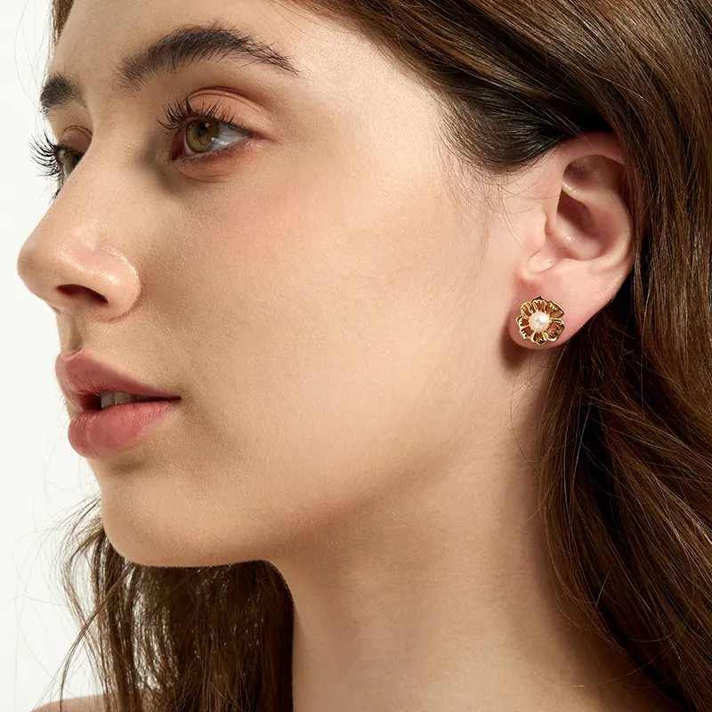 Bezzo 925 Silver Pearls Stud Earrings Women's Gold-5
